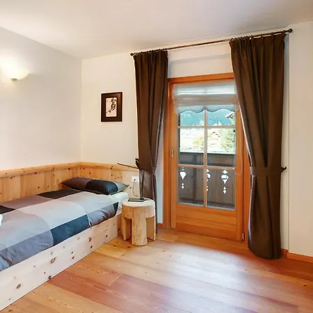 Casa Alu Cirmolo Apartment *